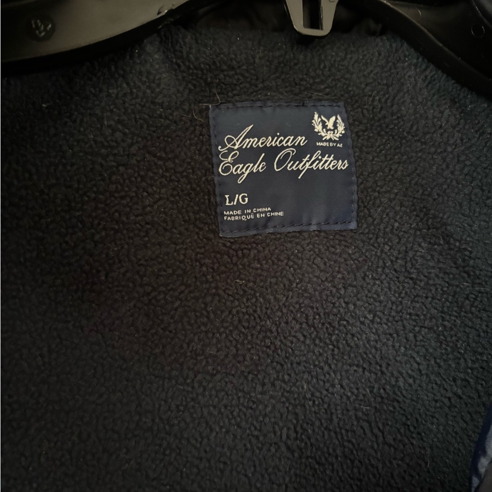 American Eagle Navy Blue Cozy Fleece Lined Casual Puffer Vest size large - Picture 2 of 5